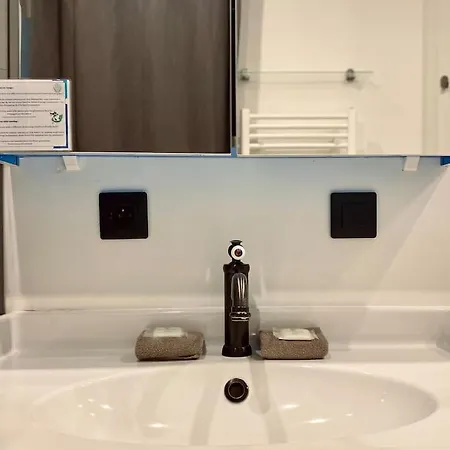 L'escale Harmonieux T2 En Centre-ville Climatise Apartment Sète
